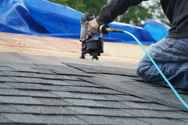 Best Emergency Roof Repair  in Hebron, NE
